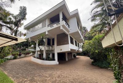 3 Bed Villa with En Suite at Matundu Lane