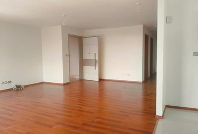 3 Bed Apartment with En Suite at Parklands