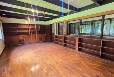 5 Bed House with En Suite in Muthaiga