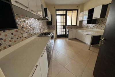 3 Bed Apartment with En Suite in Kileleshwa - 2