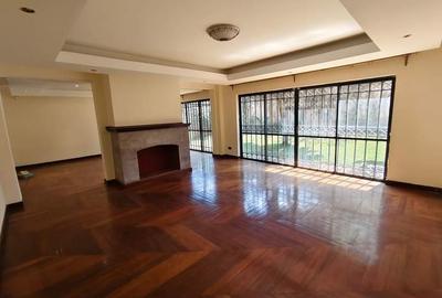 5 Bed Townhouse with En Suite at Lavington