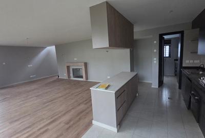 4 Bed Townhouse with En Suite at Paradise - 3