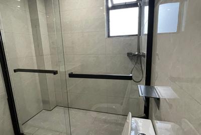 2 Bed Apartment with En Suite at Riverside Drive - 2