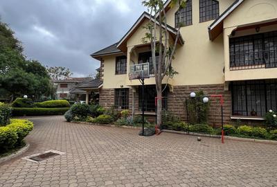 5 Bed Townhouse with En Suite in Kileleshwa - 2