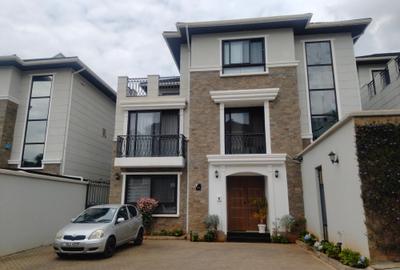 4 Bed Townhouse with En Suite at Peponi Road