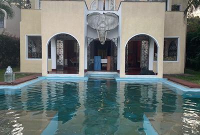 4 Bed House with En Suite at Malindi
