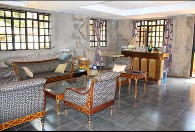 7 Bed Villa with En Suite in Runda - 2