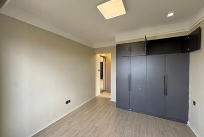 1 Bed Apartment with Swimming Pool in Lavington - 3