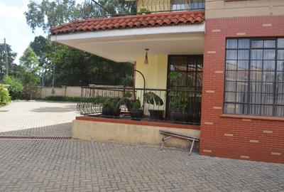 3 Bed Apartment with Staff Quarters in Kilimani