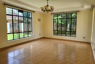 4 Bed Townhouse with En Suite in Runda - 2