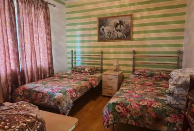 5 Bed House with En Suite in Runda - 3