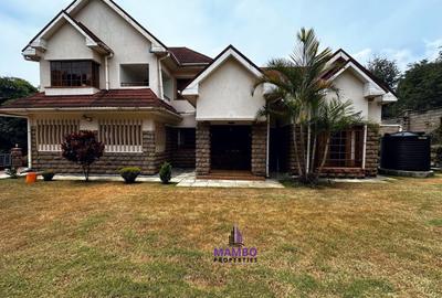 4 Bed Villa with En Suite at Lone Tree