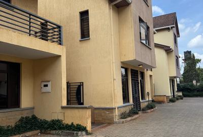 5 Bed Townhouse with En Suite at Lavington