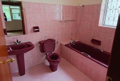 6 Bed House with En Suite at Nyari Central - 3