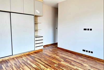 4 Bed Townhouse with En Suite in Loresho