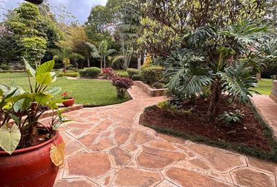 5 Bed House with En Suite in Karen