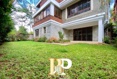 5 Bed Townhouse with En Suite in Spring Valley