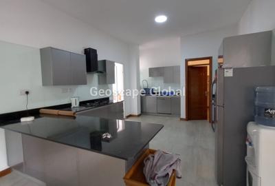 Furnished 2 Bed Apartment with En Suite in Westlands Area
