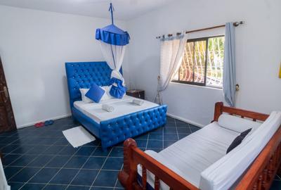 4 Bed Villa with En Suite in Diani