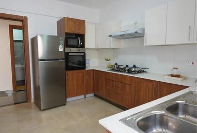 3 Bed Apartment with En Suite in Kilimani