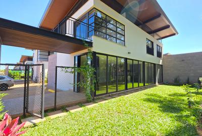 4 Bed Townhouse with En Suite at New Runda. - 4