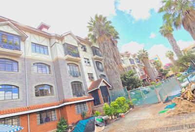 4 Bed Apartment with En Suite at Riverside Drive