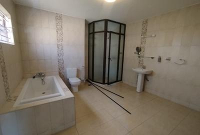 4 Bed Townhouse with En Suite in Runda - 4