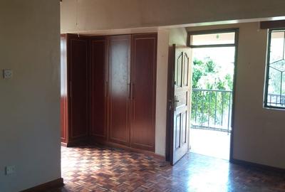 4 Bed Townhouse with En Suite in Lavington - 3
