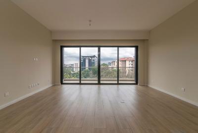 2 Bed Apartment with En Suite in Riverside