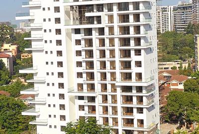 3 Bed Apartment with En Suite at Riverside Drive