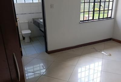 3 Bed Apartment with En Suite in General Mathenge - 3