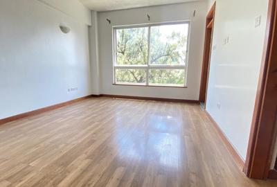 4 Bed Apartment with En Suite at Parklands - 2