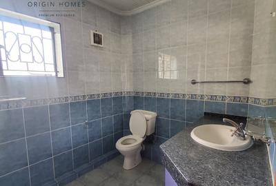 4 Bed Townhouse with En Suite at Westlands