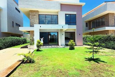 4 Bed Townhouse with En Suite in Runda - 2