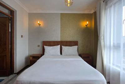 2 Bed Apartment with En Suite at School Lane - 2