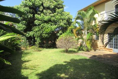 4 Bed Townhouse with En Suite at Kitisuru West - 2