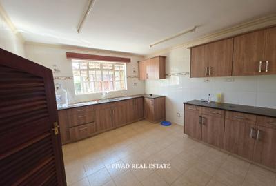 4 Bed Townhouse with Garden in Kiambu Road - 2