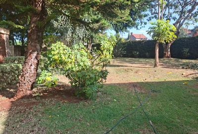 4 Bed House with En Suite at Off Benin Dr - 4