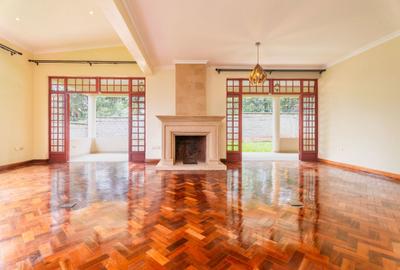 4 Bed House with En Suite in Karen - 3