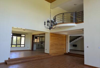5 Bed Townhouse with En Suite in Runda - 4