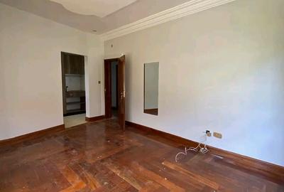 4 Bed Villa with En Suite at Njathaini Road - 2