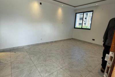 2 Bed Apartment with En Suite at 4Th Avenue Nyali - 4