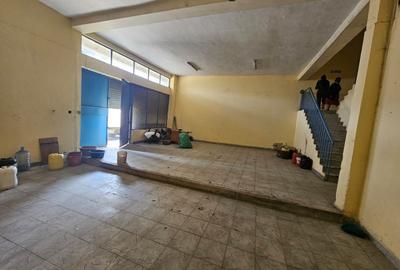 3,500 ft² Warehouse with Backup Generator in Industrial Area - 3