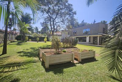 5 Bed Townhouse with En Suite at Runda - 4