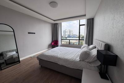 2 Bed Apartment with En Suite in Brookside - 3