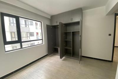 2 Bed Apartment with En Suite in Lavington - 4