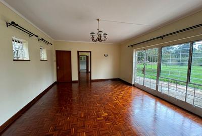 4 Bed House with En Suite in Lavington