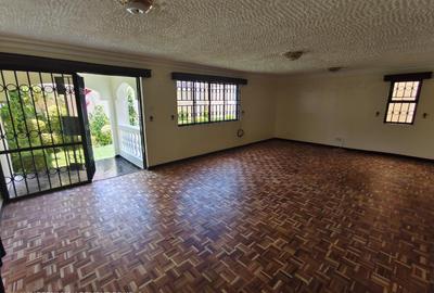 4 Bed Townhouse with En Suite at Lavington Green - 4
