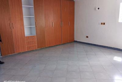 5 Bed House with En Suite at Syokimau - 4