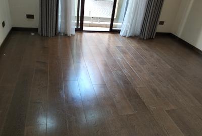 4 Bed Townhouse with En Suite in Lavington - 2